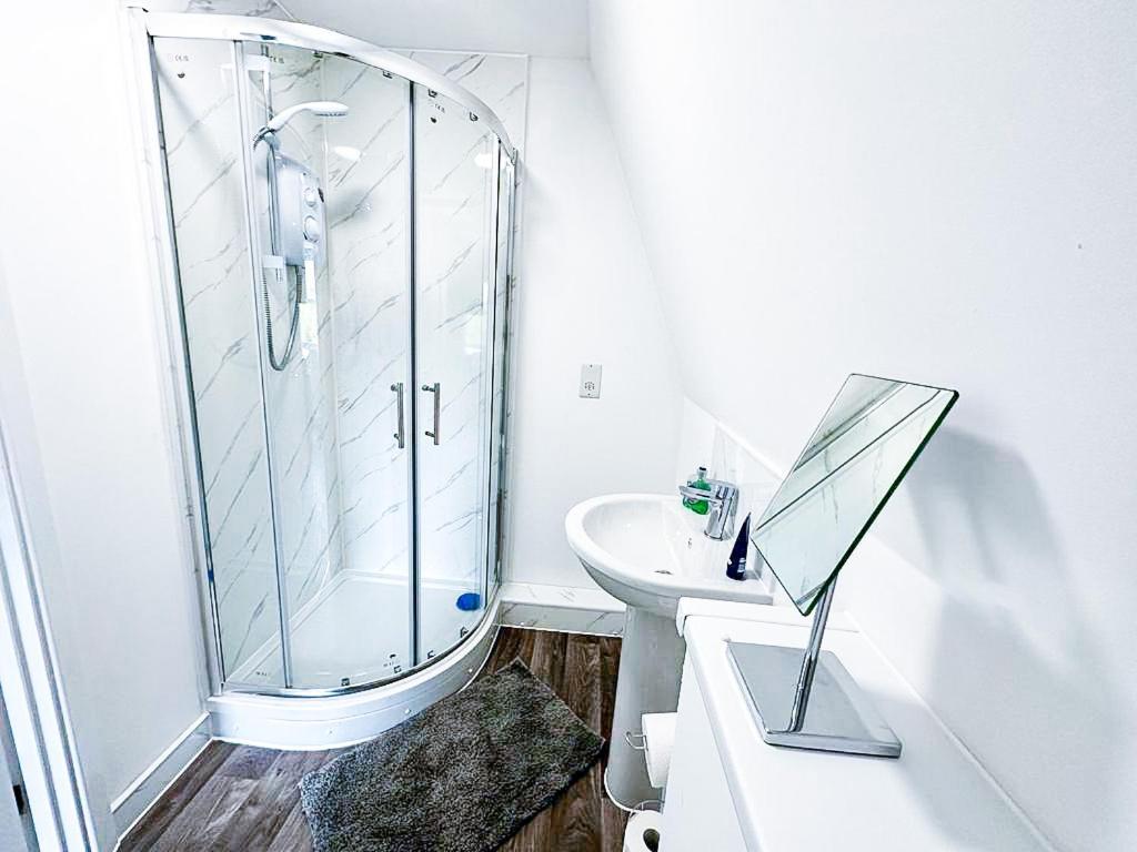 Lovely Studio Apartment Maidstone Kültér fotó